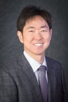Photo of Dr. Lee